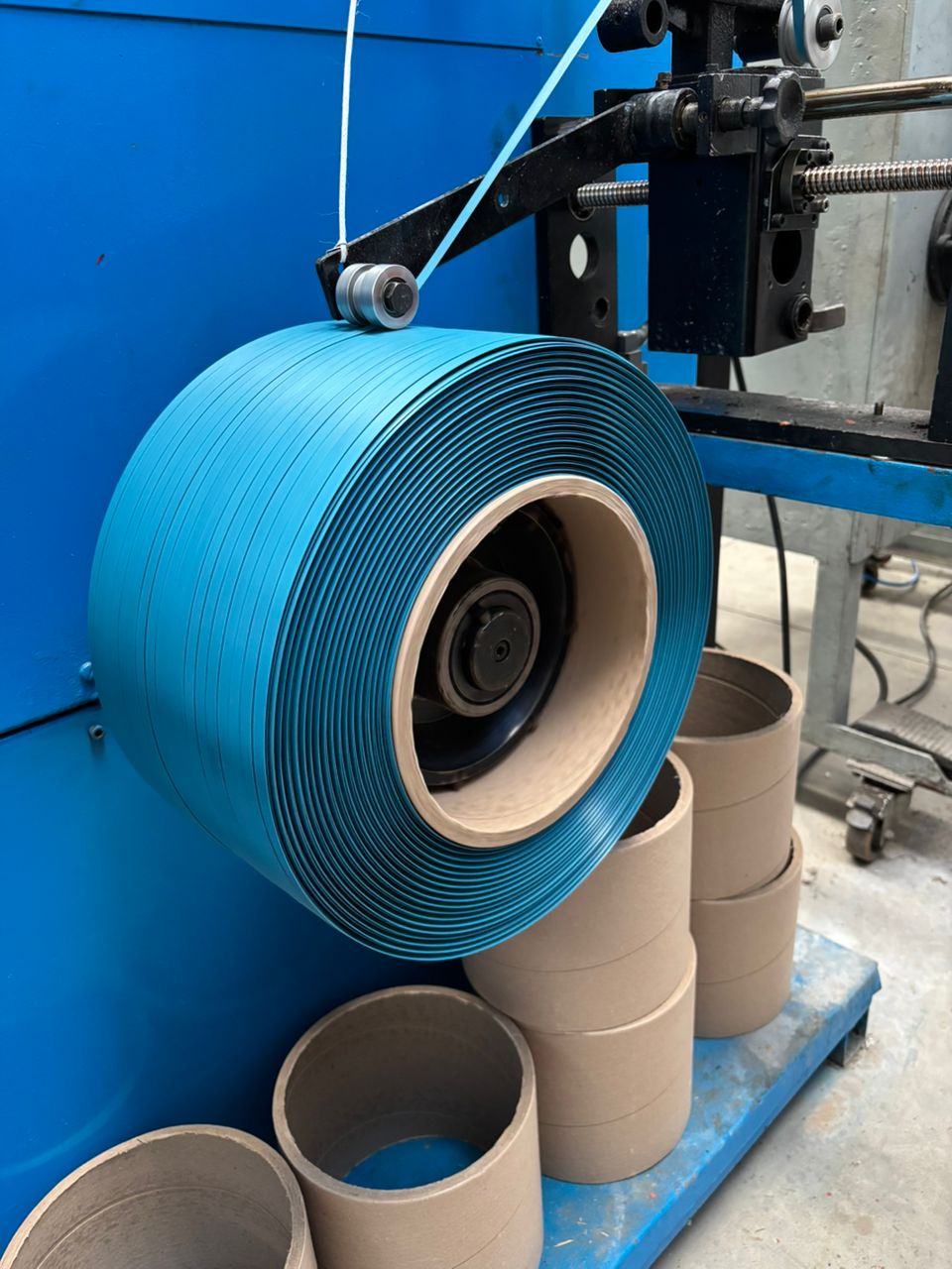 Foto da fábrica — produção de fitas industriais