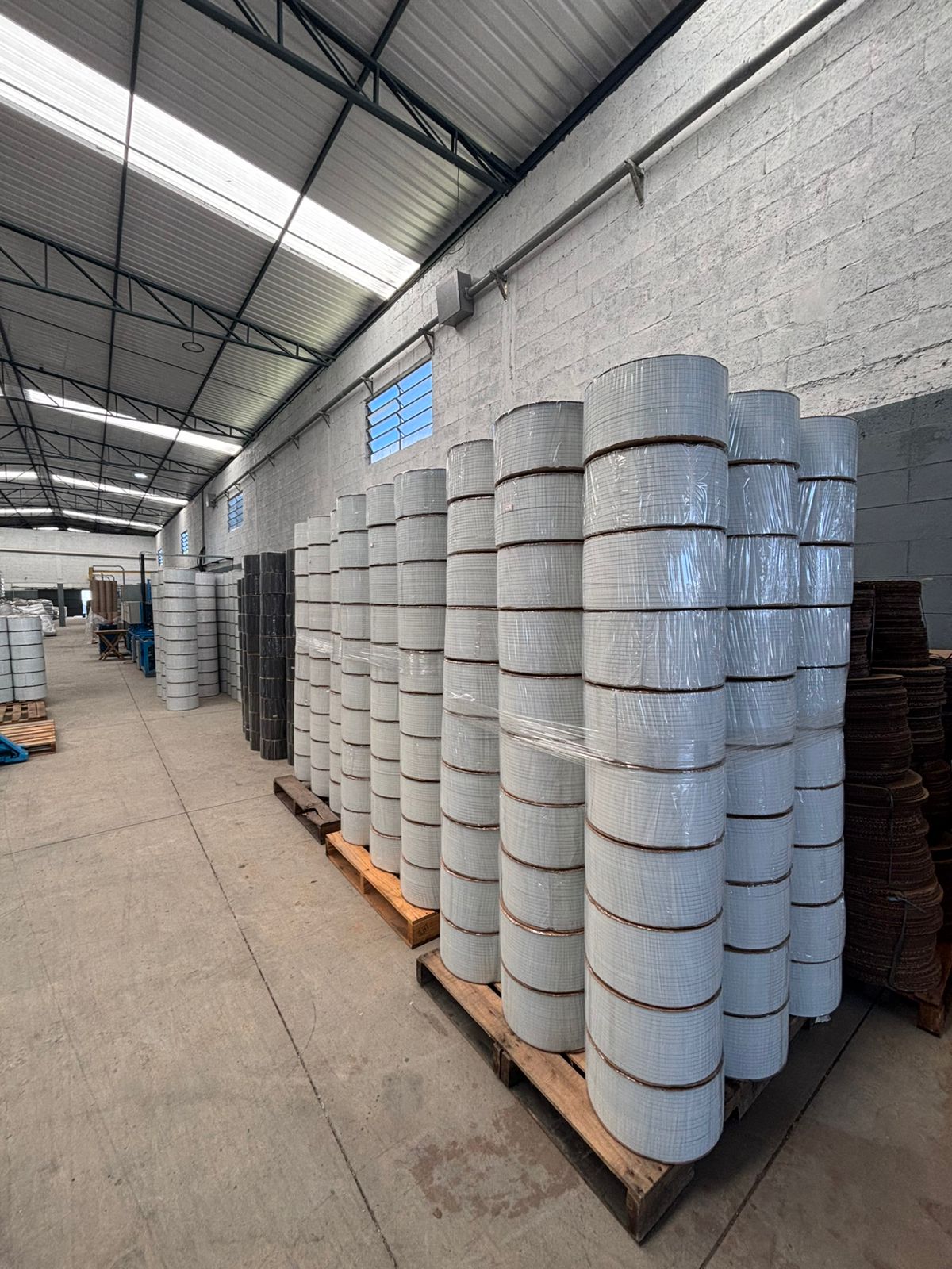Foto da fábrica — produção de fitas industriais